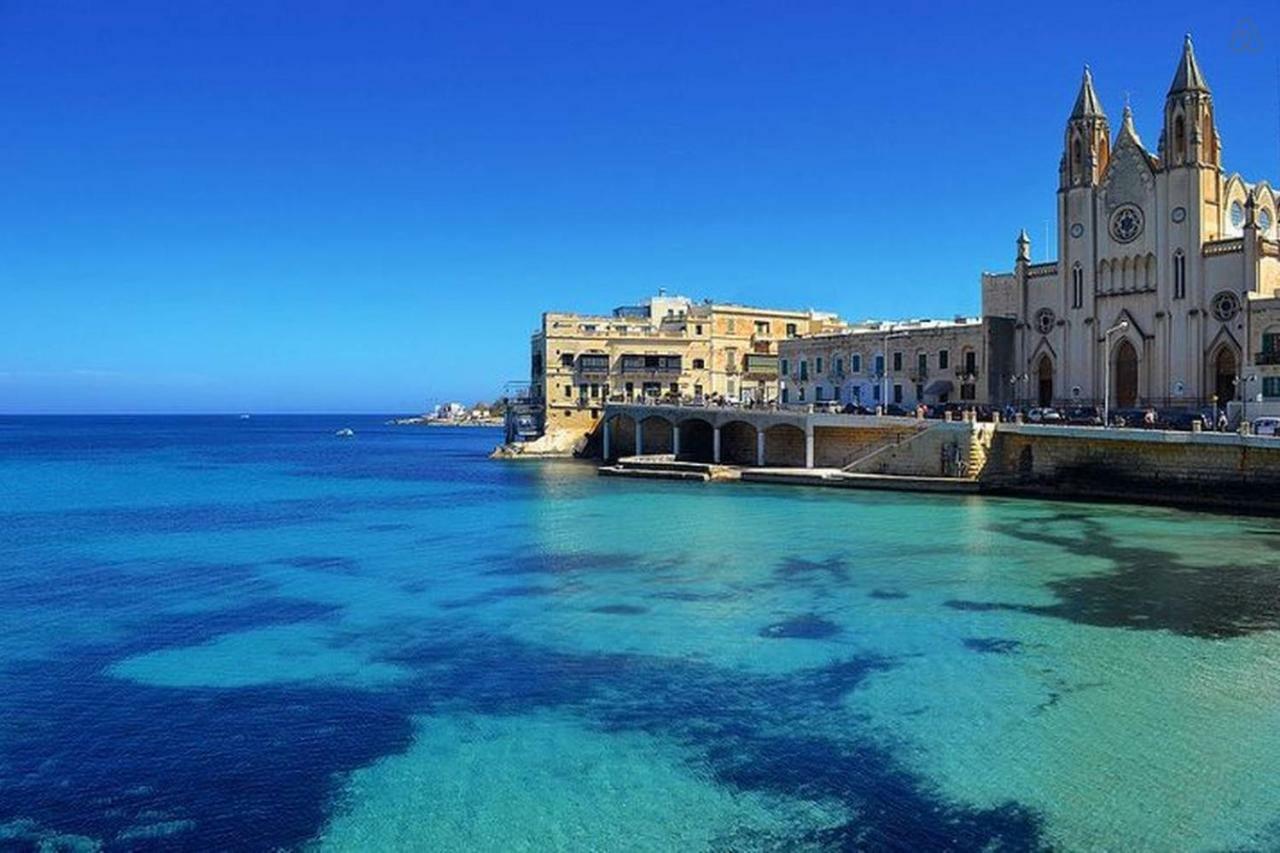 In Cambridge With Pool Sliema