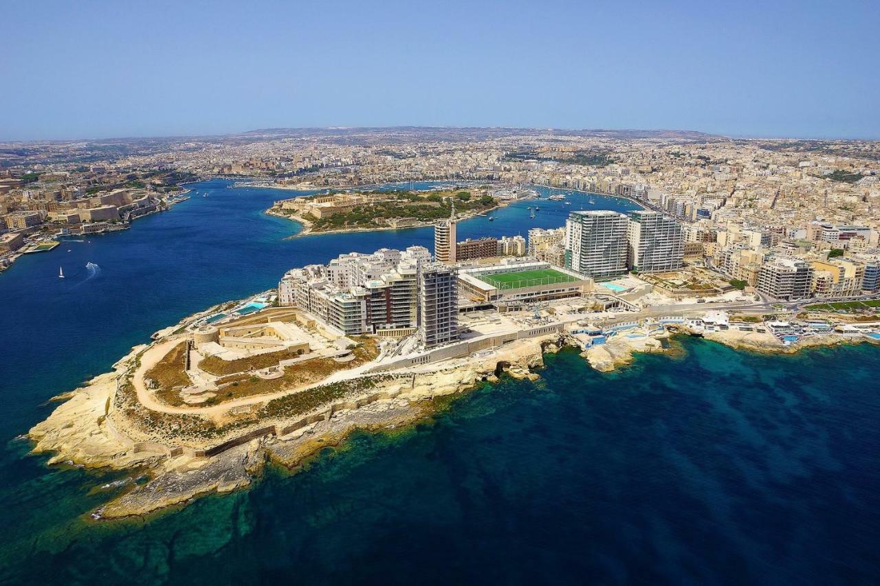 In Cambridge With Pool * Sliema