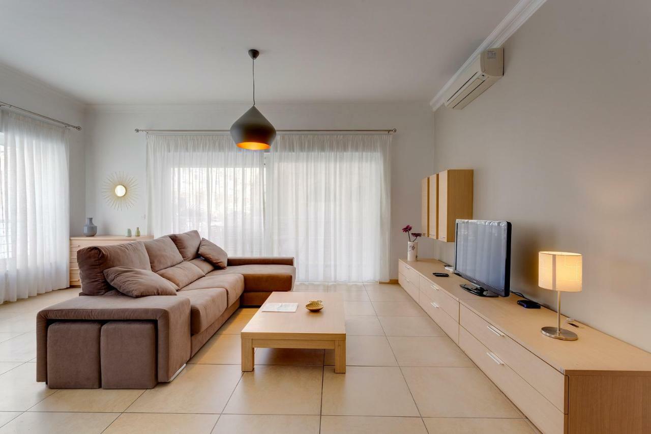 Apartamento In Cambridge With Pool *