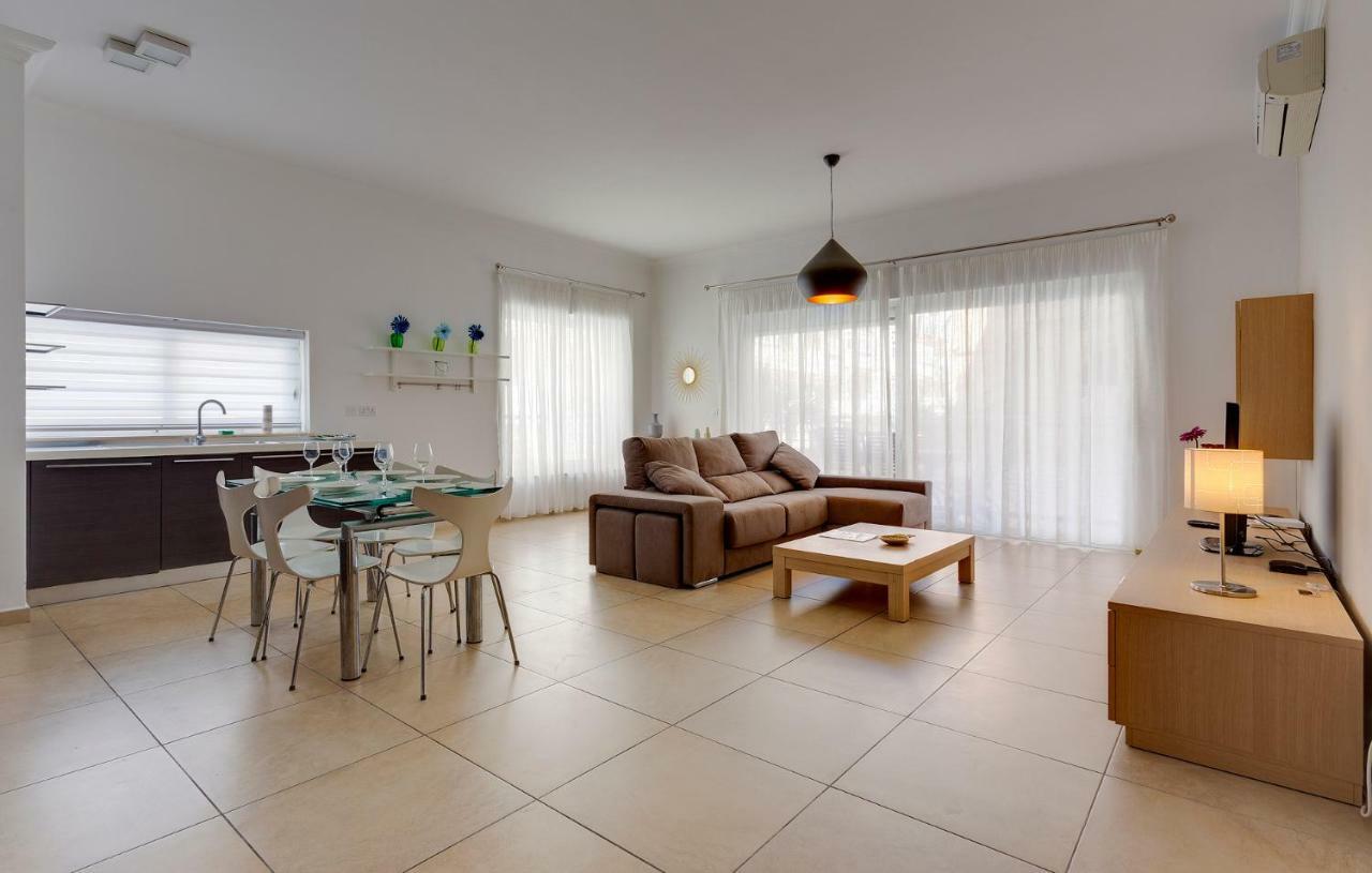 Apartamento In Cambridge With Pool Sliema