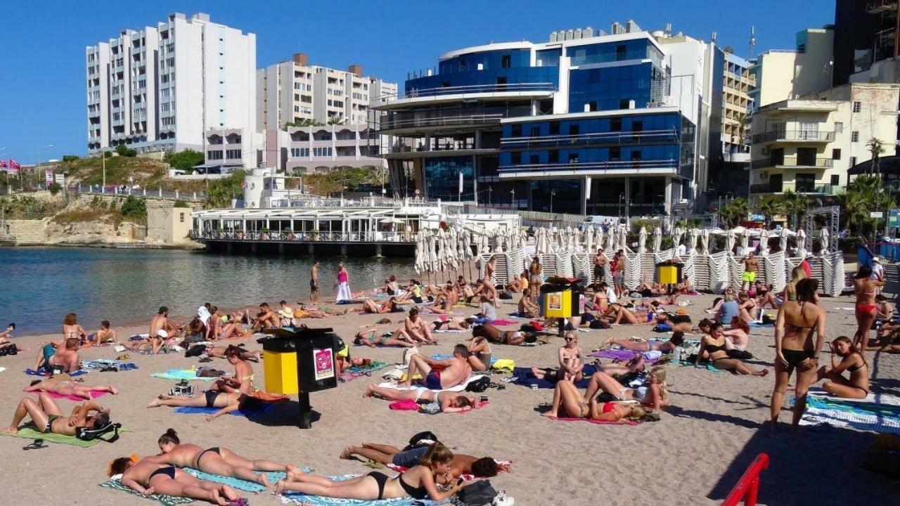 In Cambridge With Pool Apartamento Sliema